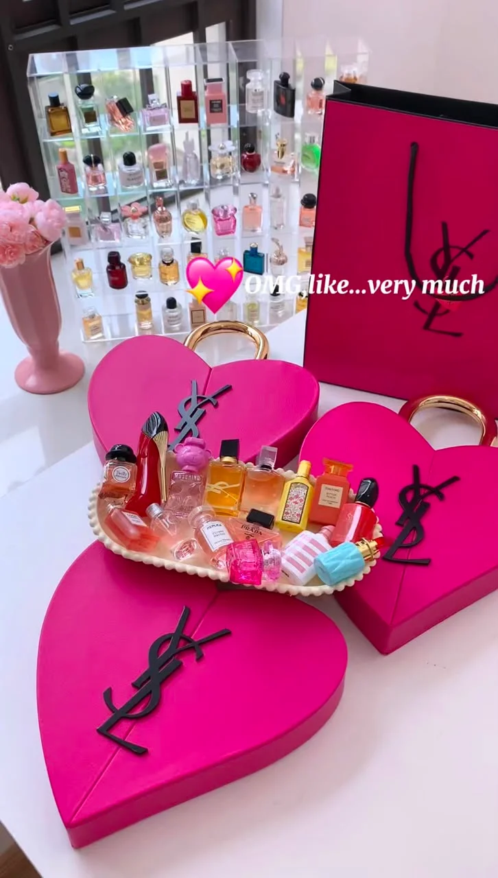 1279426b-49f1-4373-a43c-c2d3cc12b560 YSL Pink Heart-Shaped Miniature Perfume Gift Set 14pcs - Image 1