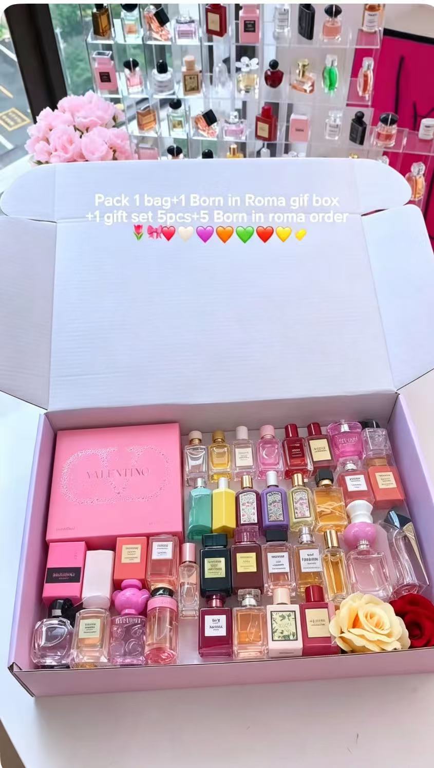 微信图片_20260803223918_131_3 Valentino Gift Set + 4pcs “Born In Roma” + 1 Bag12pc - Image 1
